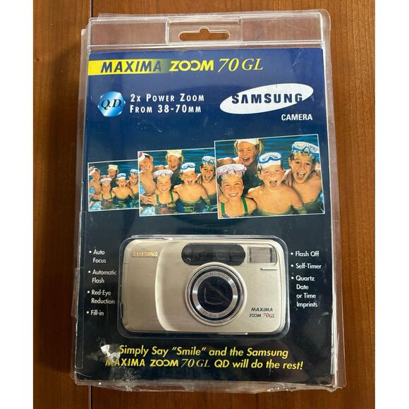 VTG Samsung Maxima Zoom 70 GL Point & Shoot Film Camera New in Packaging - Picture 1 of 3